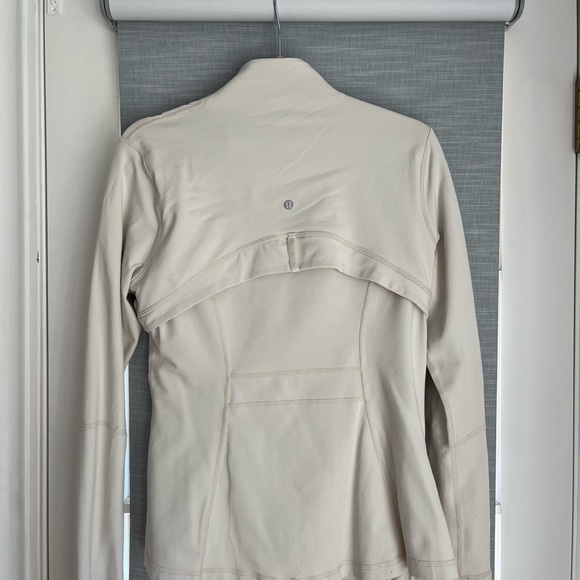Lululemon Define Jacket - Picture 6 of 7